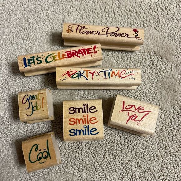 Rubber Stamp Set of 6 Smile Love Cool Great Job Flower Power Celebrate Party - Picture 2 of 5